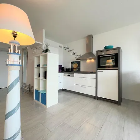 App 337 - Strandlage Lejlighed